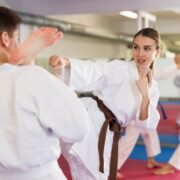 Cum îți poți îmbunătăți tehnica pentru a obține următoarea centură în arte marțiale? 13 shutterstock 2527249601