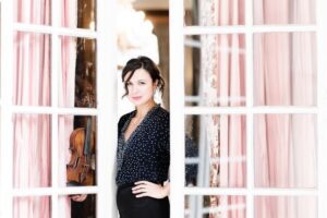 Sarah Nemţanu & Christoph König pe scena Sălii Radio 4 Sarah Nemtanu m foto Lyodoh Kaneko