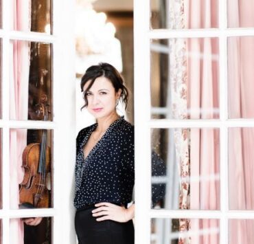 Sarah Nemţanu & Christoph König pe scena Sălii Radio 9 Sarah Nemtanu m foto Lyodoh Kaneko