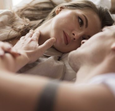 Amanții și amantele nu apar „din senin”. Ei apar când ne pierdem pe noi înșine în cuplu. 9 amanta sex conexiune