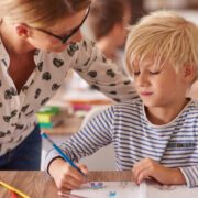 rolul atasamentului in educatie