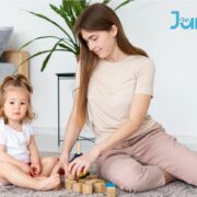 Cum contribuie jocul la dezvoltarea cognitivă a copilului? 13 jucariiinteractive