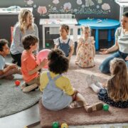 Adaptarea la grădiniță: cum gestionezi emoțiile tale și lacrimile lui 12 Adaptarea la grădiniță: cum gestionezi emoțiile tale și lacrimile lui