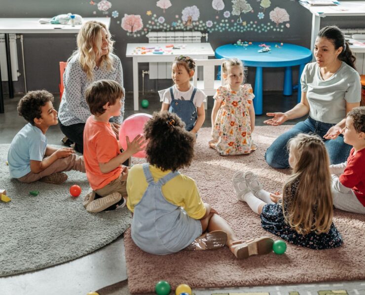 Adaptarea la grădiniță: cum gestionezi emoțiile tale și lacrimile lui