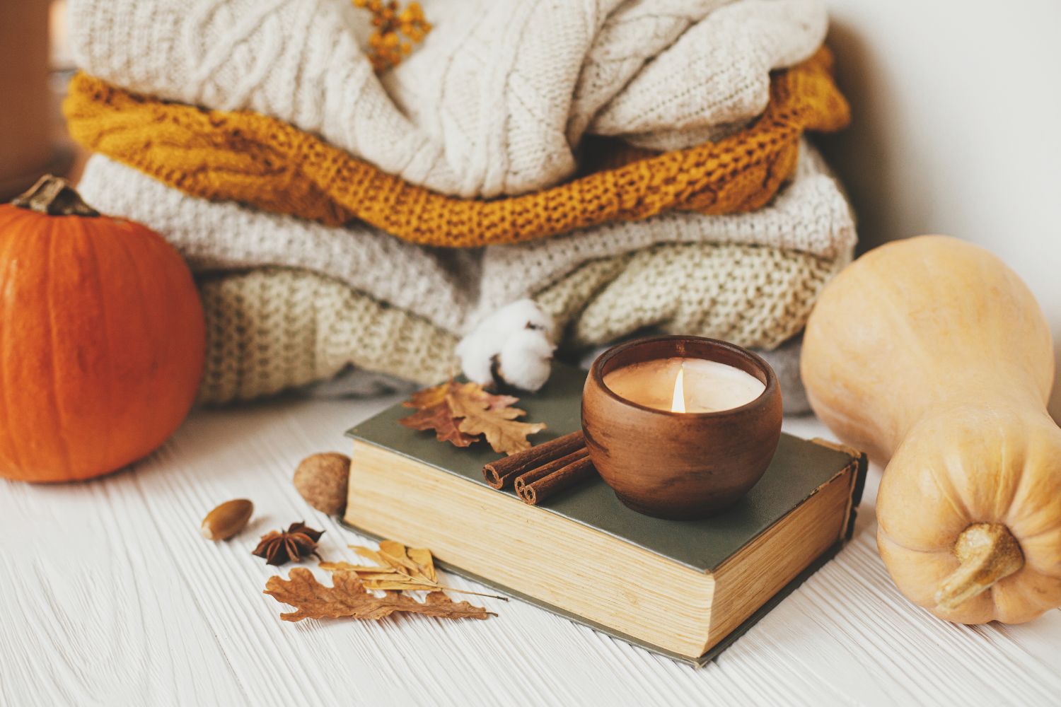 Cașmir, dovleac și smochine: aromele must-have ale toamnei în lumânări parfumate 1 Cașmir, dovleac și smochine: aromele must-have ale toamnei în lumânări parfumate