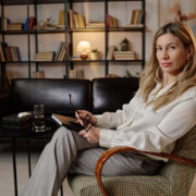 Femeia-terapeut: rolul ei în echilibru, empatie și autenticitate