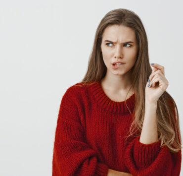 Invidia – cauze ascunse și soluții psihologice