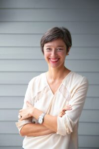 Mirela Oprea_Cu banii la terapie