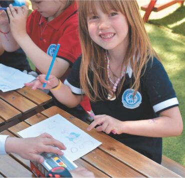 Copilăria și relația cu părinții: fundația dezvoltării emoționale 9 Relaţia ca vector al dezvoltării emoţionale