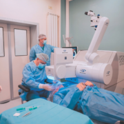 SMILE pentru hipermetropie: o nouă etapă în chirurgia refractivă