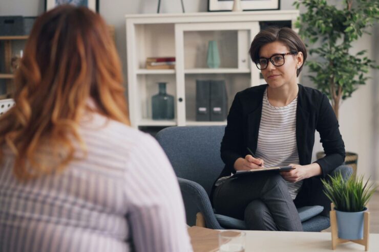 Terapia nu e un drum liniar: cum arată procesul real de vindecare