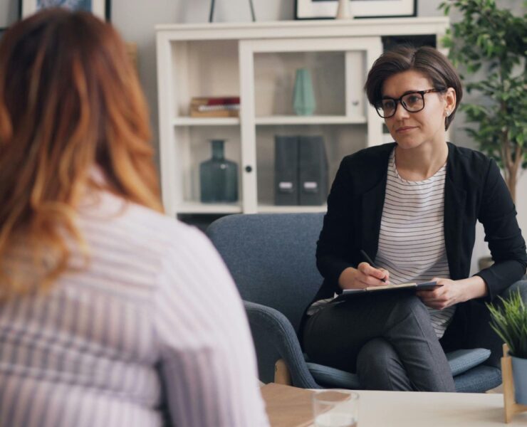 Terapia nu e un drum liniar: cum arată procesul real de vindecare