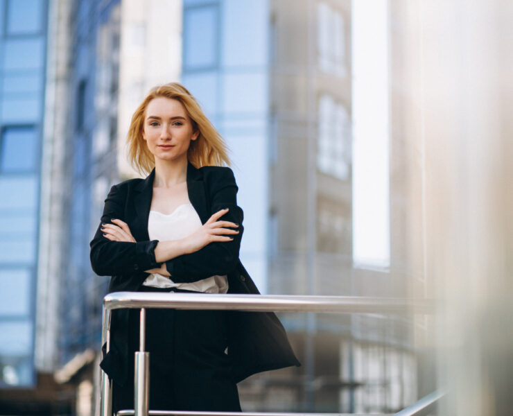 3 tipare de gândire care te țin blocat ca high achiever — și cum să le schimbi eficient