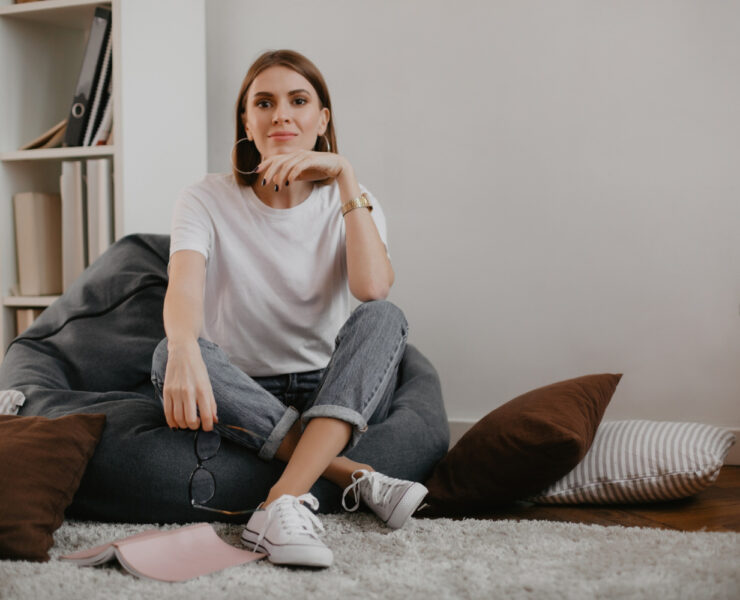 A fi destul: cum să te eliberezi de presiunea de a fi mereu mai mult