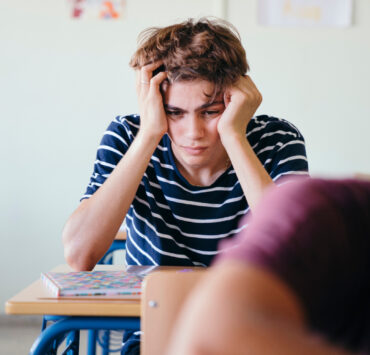 Anxietatea înainte de examene – cum o recunoști și cum o poți transforma într-un aliat