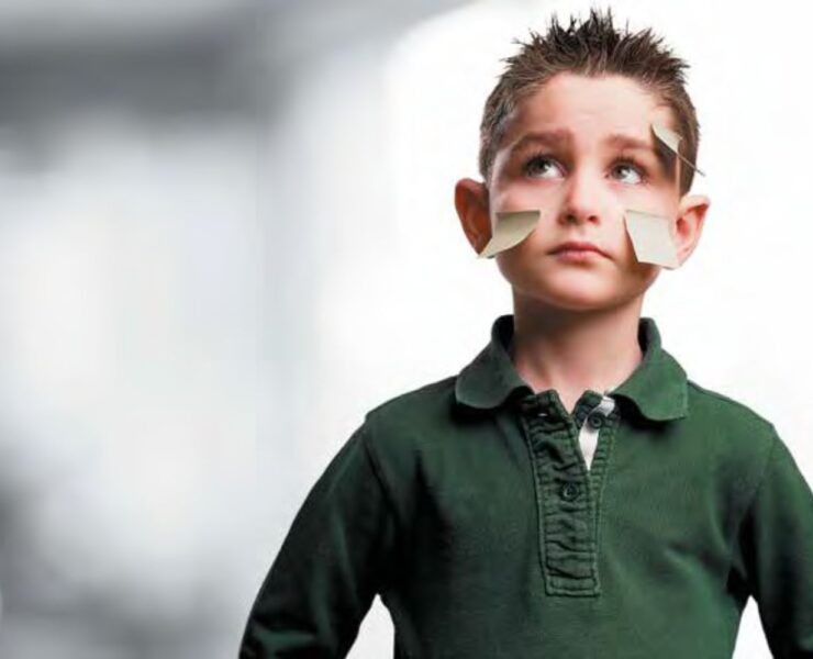 Când cuvintele întârzie – cum recunoaștem și sprijinim tulburările de vorbire la copii