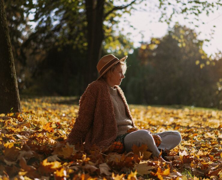 Cum să-ți resetezi mintea și să eviți epuizarea de toamnă