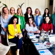 Curajul de a ne asculta, între vulnerabilitate și puterea întrebărilor