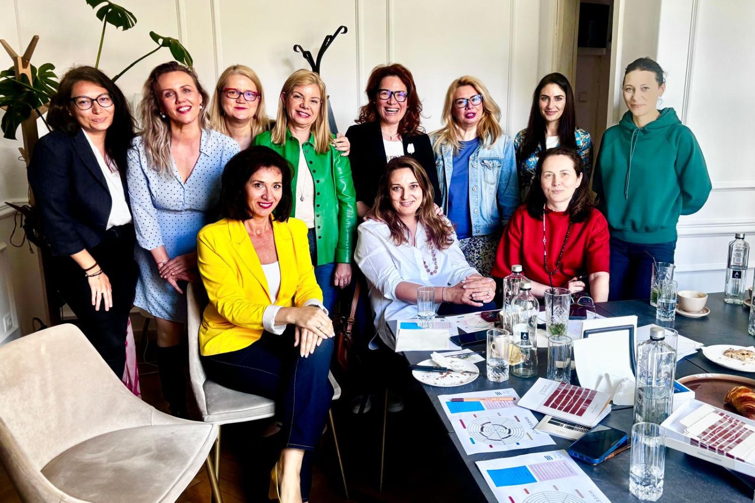 Curajul de a ne asculta, între vulnerabilitate și puterea întrebărilor