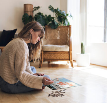 Dezvoltare personală prin joc: cum îți poți antrena mintea și încrederea