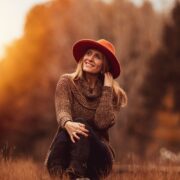 Din nou tu insati cu Manhae Menopause