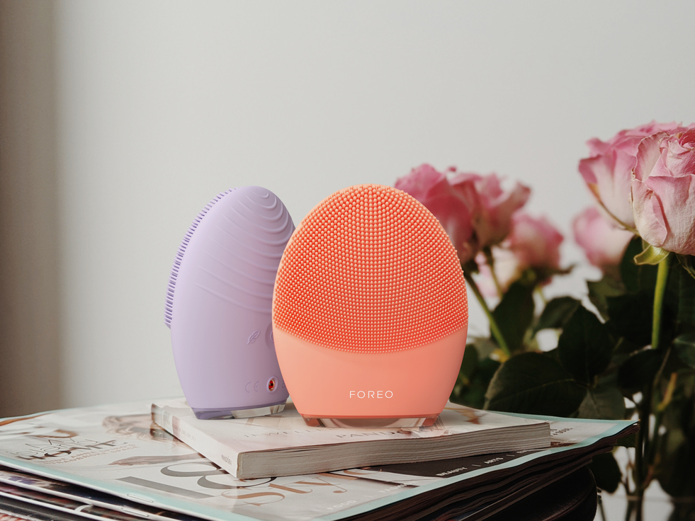Skincare pentru femeile active: cum îți menții pielea curată și luminoasă atunci când faci sport 10 FOREO LUNA™ 4