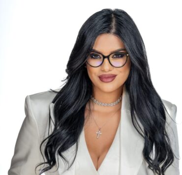 În căutarea Sinelui Autentic: Povestea mea și a cărţii mele