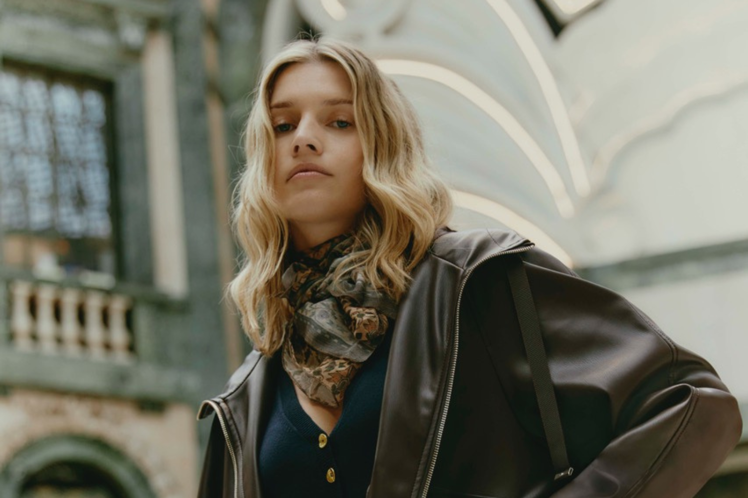 Oltre redefinește rafinamentul italian în colecția EFFORTLESS OUTERWEAR 1 Oltre redefinește rafinamentul italian în colecția EFFORTLESS OUTERWEAR