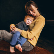 Relația părinte-copil: cum o putem întări prin reflecție și comunicare autentică 8 Relația părinte-copil: cum o putem întări prin reflecție și comunicare autentică