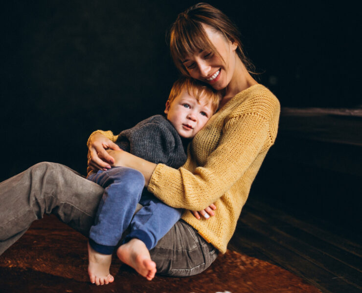 Relația părinte-copil: cum o putem întări prin reflecție și comunicare autentică