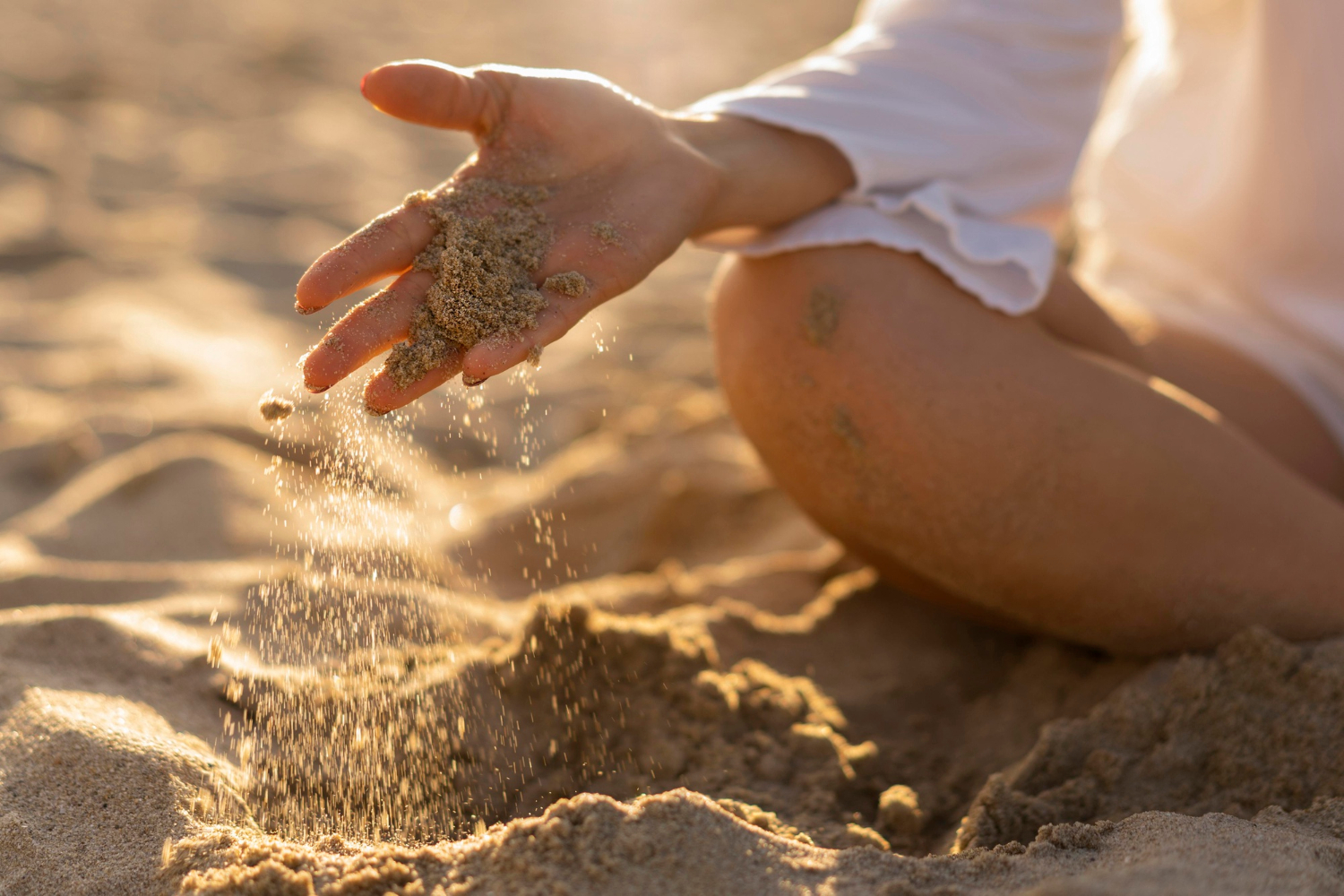 Sandplay Therapy: ce este și cum funcționează psihoterapia prin jocul cu nisip 1 Sandplay Therapy: ce este și cum funcționează psihoterapia prin jocul cu nisip