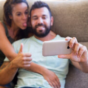 Sexualitatea în epoca digitală: dorință, imagine și curajul de a fi autentic 10 Sexualitatea în epoca digitală: dorință, imagine și curajul de a fi autentic