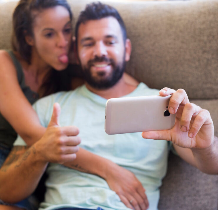 Sexualitatea în epoca digitală: dorință, imagine și curajul de a fi autentic