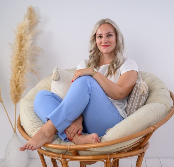 Sorina-Raluca Barna: Psihologia nu e despre reparat, ci despre a-ți regăsi lumina.