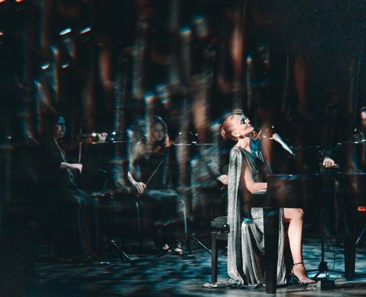 „Cine sunt iele?” – opt povești despre curaj, pasiune și sens