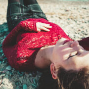 18 lucruri care se întâmplă în corpul tău când suferi de inimă frântă 9 18 lucruri care se întâmplă în corpul tău când suferi de inimă frântă