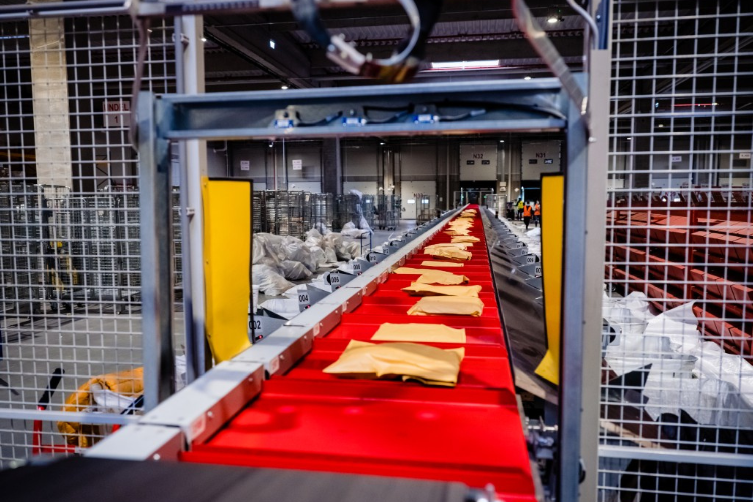 Black Friday 2025: SAMEDAY pregătit pentru un milion de colete