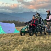 Caiac SMile extinde limitele integrării: oamenii cu dizabilități au urcat muntele și au trăit răsăritul de soare în siguranță 17 Caiac SMile extinde limitele integrării: oamenii cu dizabilități au urcat muntele și au trăit răsăritul de soare în siguranță