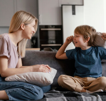 Copilul nu are nevoie de un părinte perfect, ci de un părinte prezent