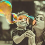 Cum alegi bona potrivită pentru copilul tău? 9 Cum alegi bona potrivită pentru copilul tău