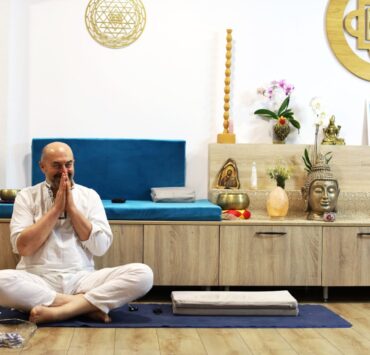 Hridaya - conceptul de „retragere în tăcere” care transformă practica de yoga într-o experiență de cunoaștere interioară autentică