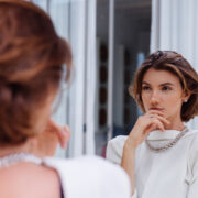 Relațiile ca oglinzi – ce ne arată ceilalți despre noi 8 Relațiile ca oglinzi – ce ne arată ceilalți despre noi