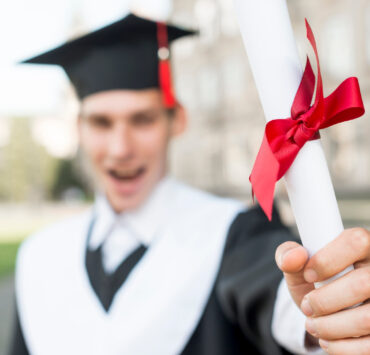 Universitatea din București va acorda titlul de Doctor Honoris Causa profesorului Thede Kahl