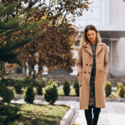 Sindromul impostorului: între teamă, performanță și nevoia de a fi suficient