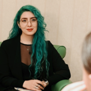 Cătălina-Antonia Hausner: psihoterapia ca spațiu al vindecării autentice 10 Cătălina-Antonia Hausner: psihoterapia ca spațiu al vindecării autentice