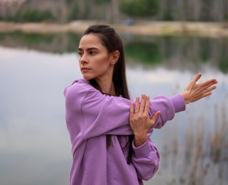 Cum ne reconectam cu propriul corp prin gesturi simple de auto ingrijire