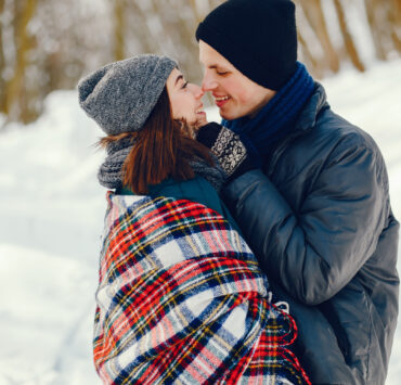 Cum știi că ești pregătit să devii părinte: decizie, relație și maturitate emoțională