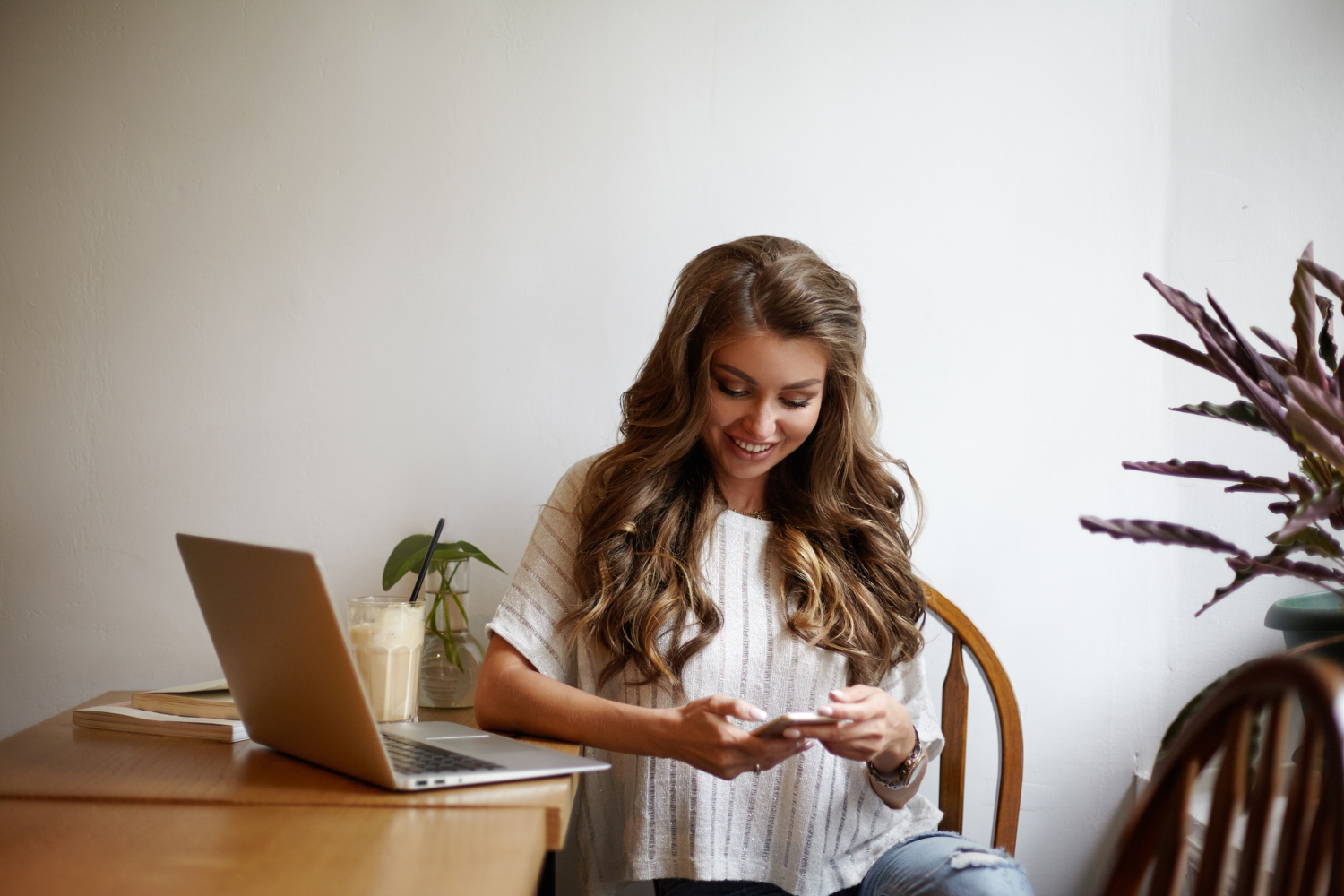 Cuvântul magic: „Gratis” — De ce reacționăm atât de puternic când primim ceva fără să plătim