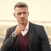 De ce ceasurile ZRC sunt un must-have pentru pasionații de modă masculină