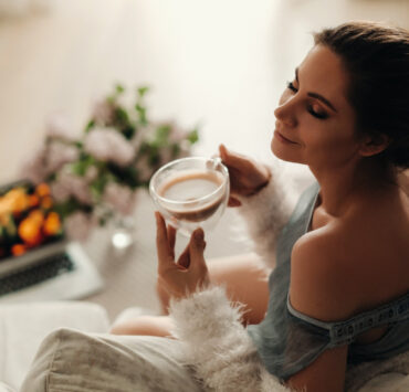 Morning Glow Ritual: ten luminos și plin de vitalitate, în cele mai reci dimineți de iarnă